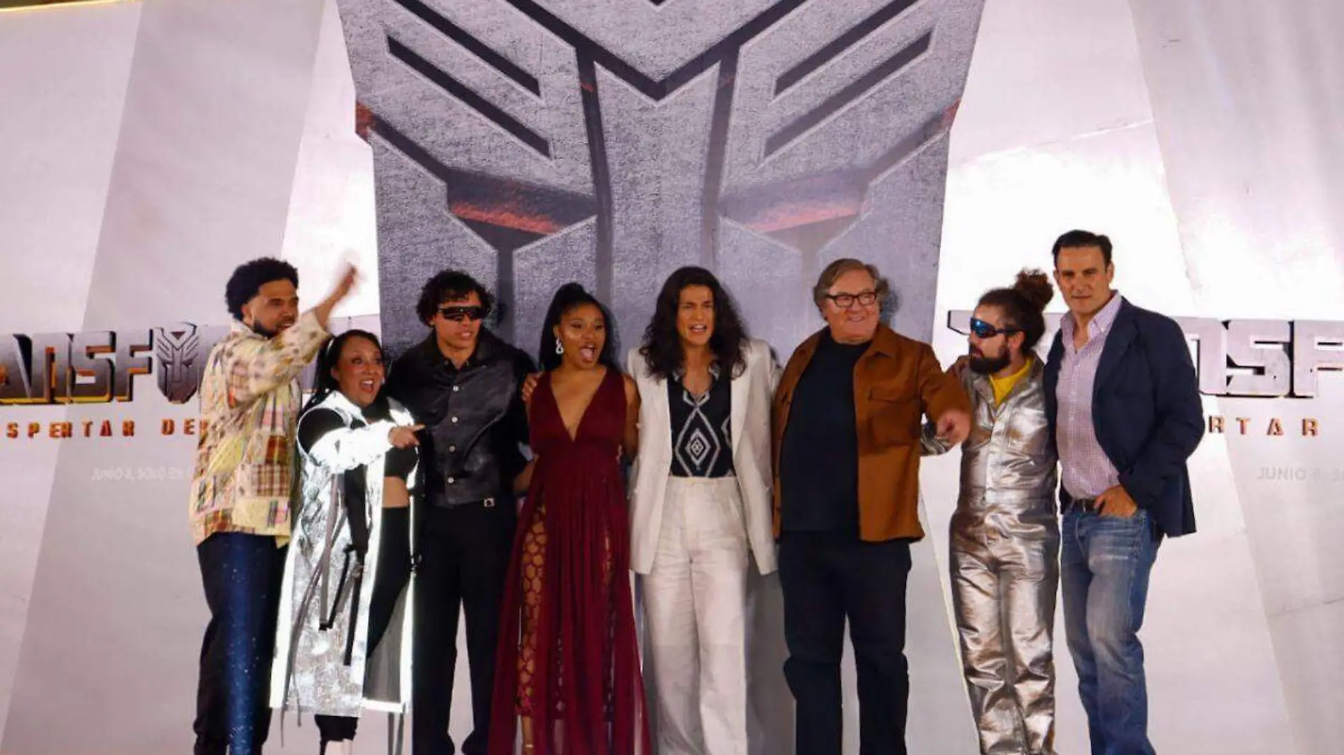 Elenco de Transformes en la alfombra roja